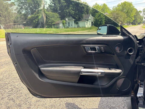 2020 Ford Mustang EcoBoost