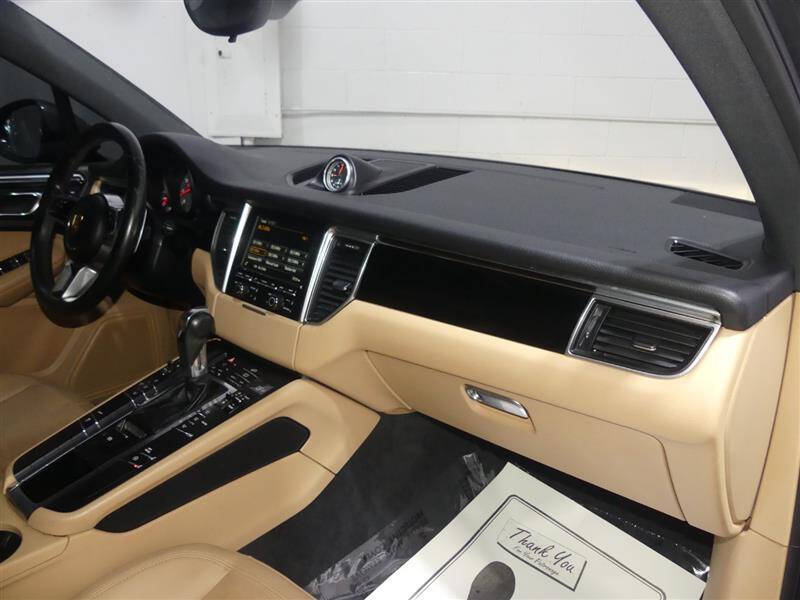 2016 Porsche Macan S