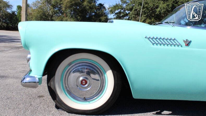 1955 Ford Thunderbird