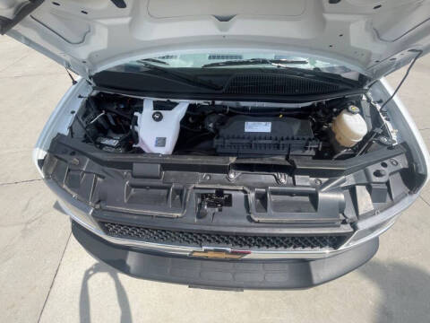 2024 Chevrolet Express LT 3500