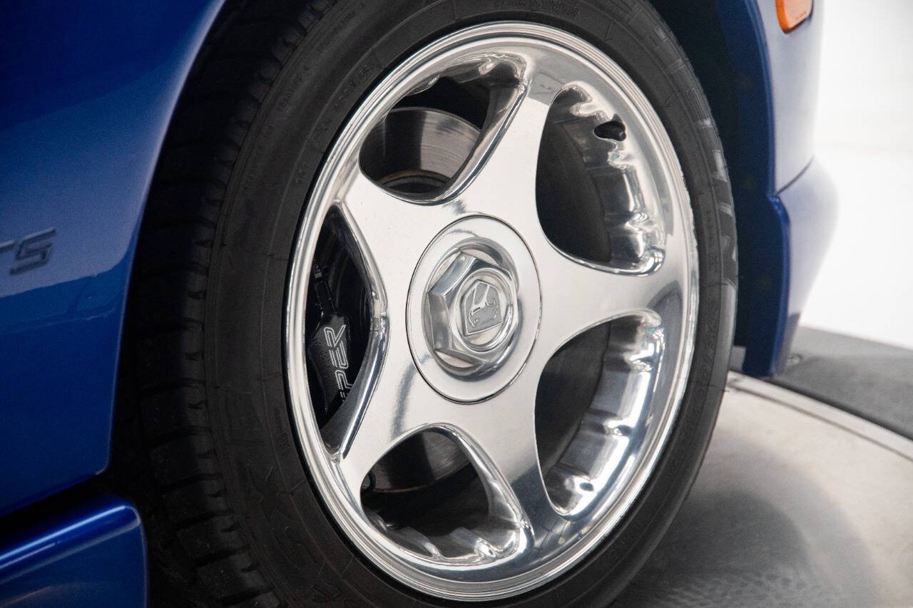 1997 Dodge Viper 22