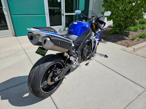 2011 Yamaha YZF-R1
