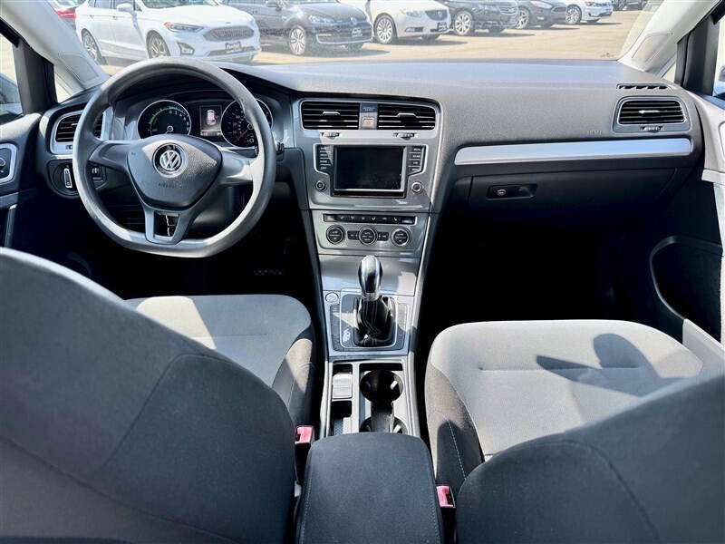 2016 Volkswagen e-Golf SE