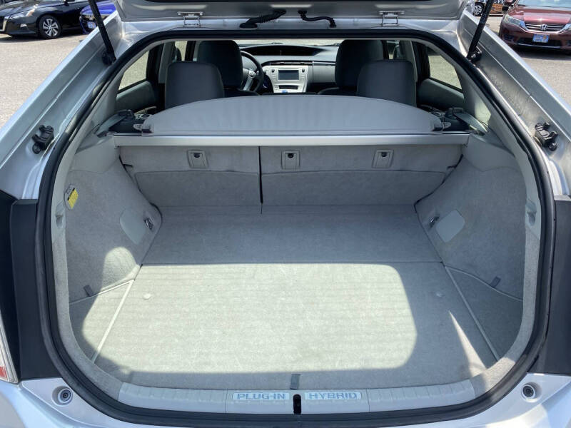 2013 Toyota Prius Plug-in Hybrid Advanced