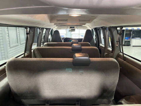 2024 Chevrolet Express LT 3500