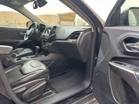 2019 Jeep Cherokee Latitude Plus