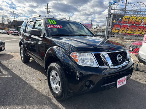 2010 Nissan Pathfinder S
