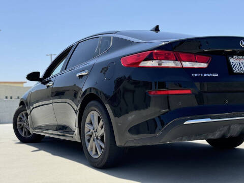 2020 Kia Optima LX