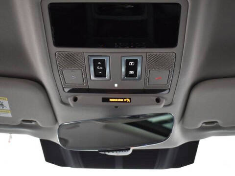 2023 Land Rover Defender 90 SE