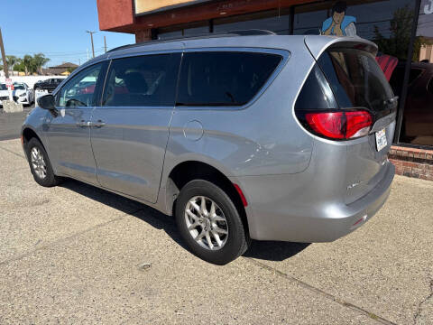 2021 Chrysler Voyager LXi