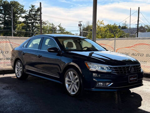 2018 Volkswagen Passat 2.0T SEL Premium