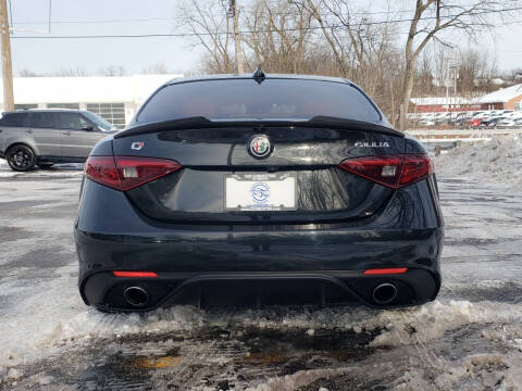 2017 Alfa Romeo Giulia Ti