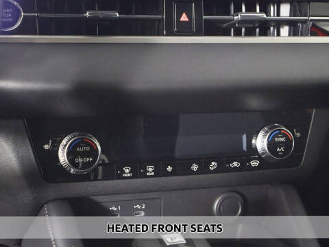 2025 Mitsubishi Outlander ES