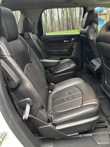 2013 GMC Acadia Denali