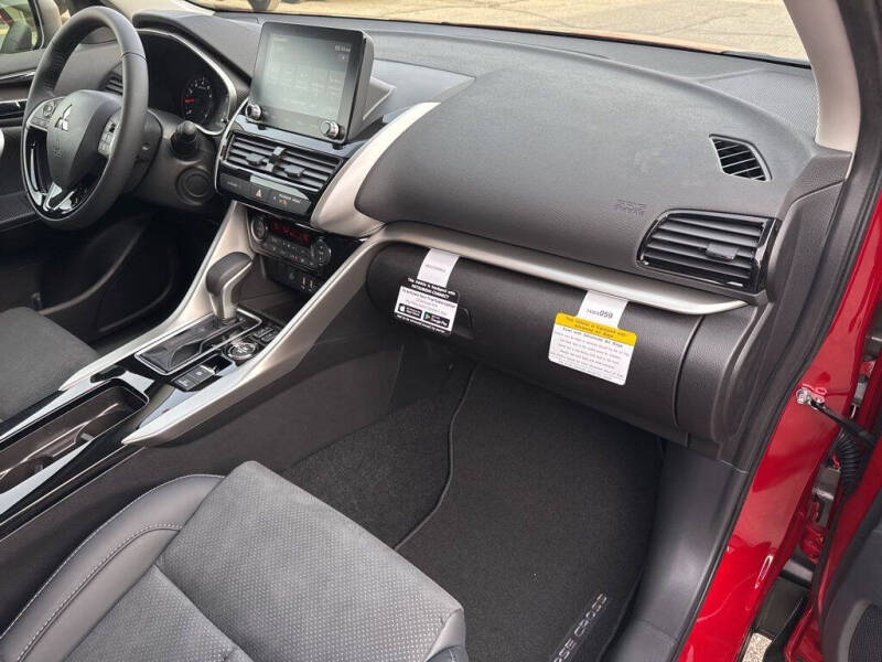2026 Mitsubishi Eclipse Cross SE