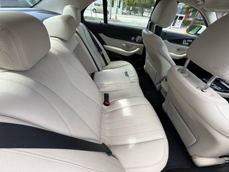 2017 Mercedes-Benz E-Class E 300 4MATIC