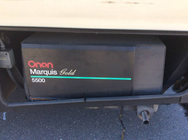 2003 Fleetwood Bounder