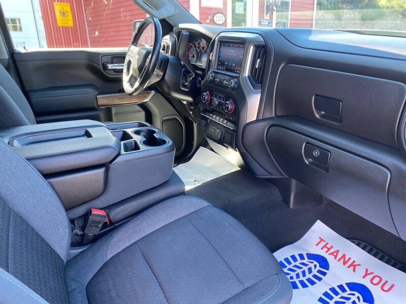 2019 Chevrolet Silverado 1500 LT photo 19