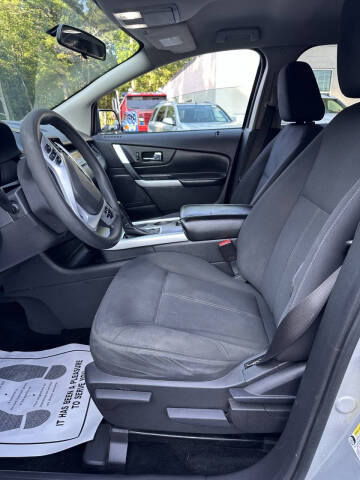 2011 Ford Edge SE