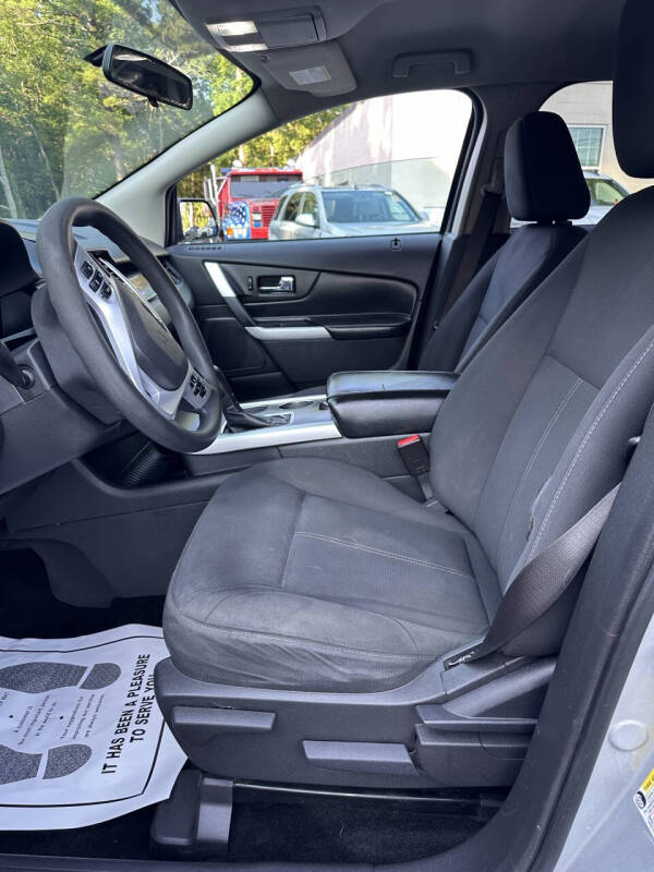 2011 Ford Edge SE