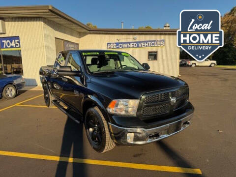 2016 RAM 1500 SLT