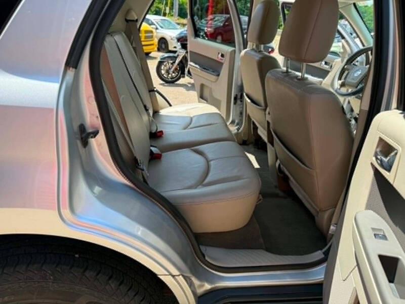 2010 Mercury Mariner Premier I4