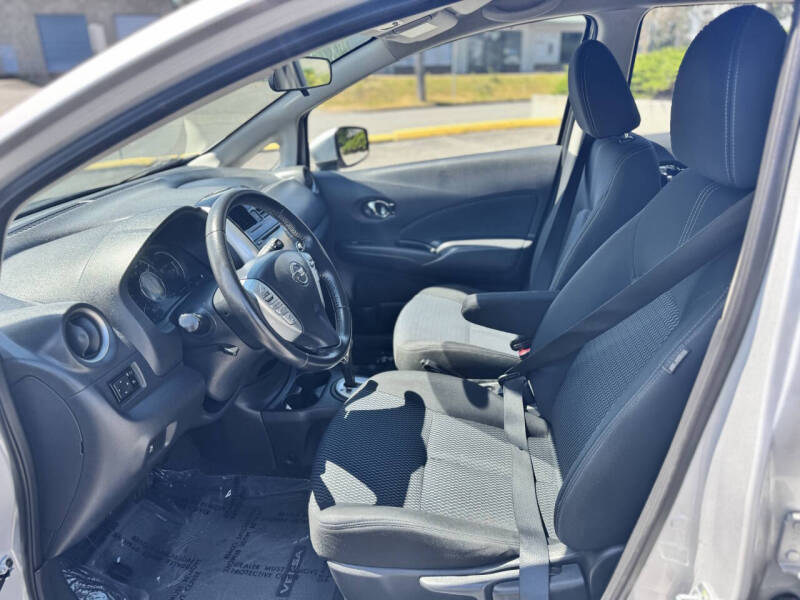 2016 Nissan Versa Note SV