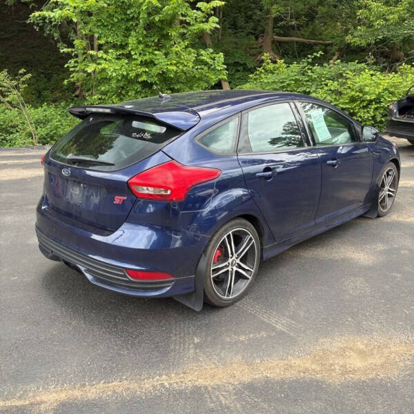 2017 Ford Focus ST
