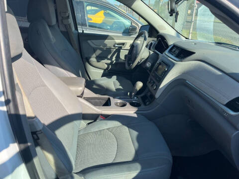 2017 Chevrolet Traverse LS