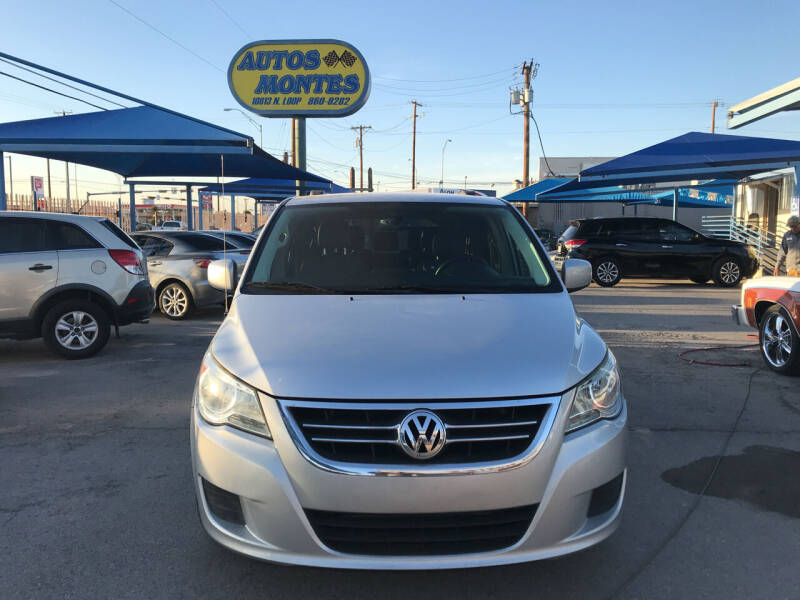 2012 Volkswagen Routan SE