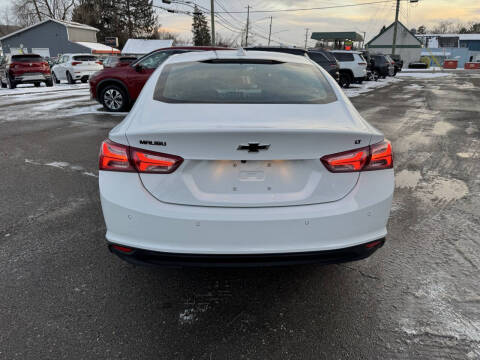 2025 Chevrolet Malibu LT