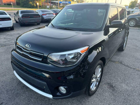 2017 Kia Soul for sale at K & B AUTO SALES LLC in Saint Louis MO