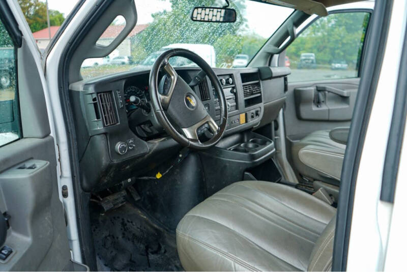 2019 Chevrolet Express 2500