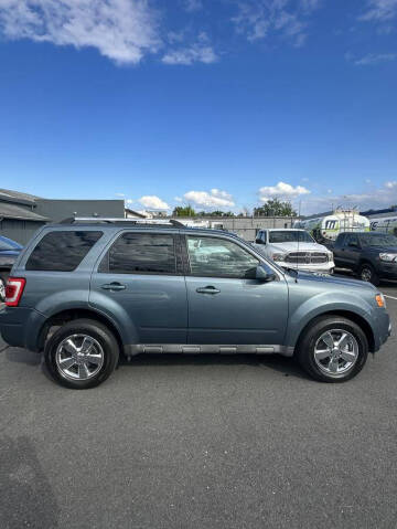 2010 Ford Escape Limited