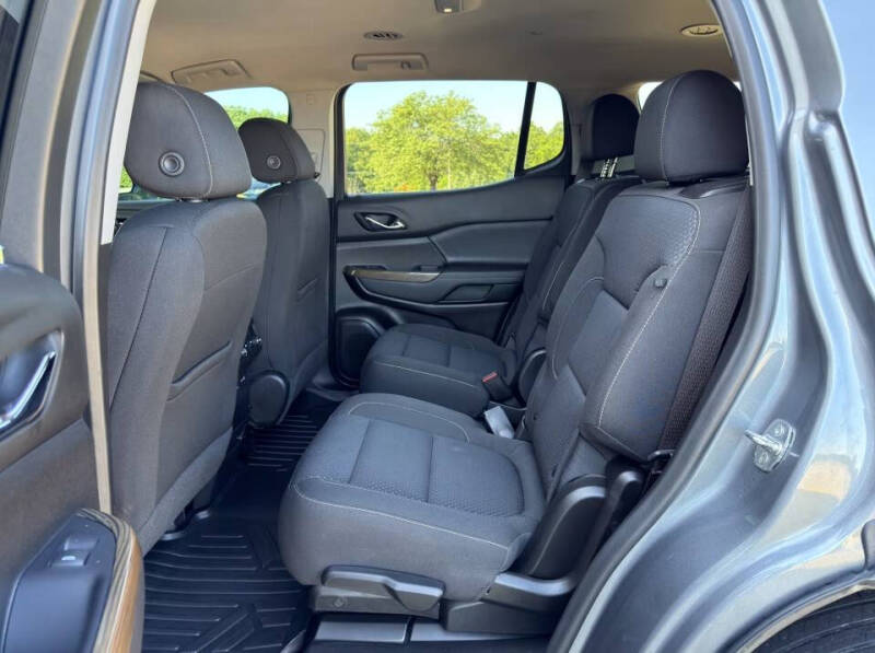 2022 GMC Acadia SLE