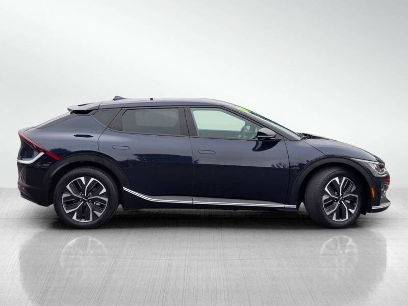 2024 Kia EV6 Light