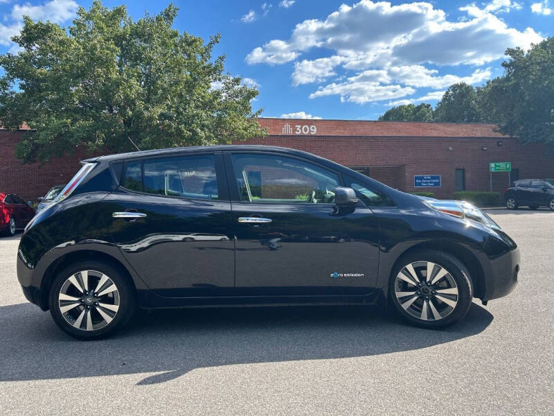 2017 Nissan LEAF SV