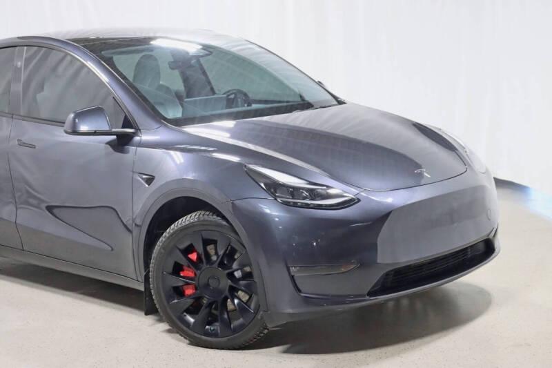 2024 Tesla Model Y Long Range
