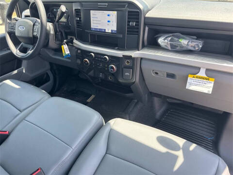 2025 Ford F-350 Super Duty XL