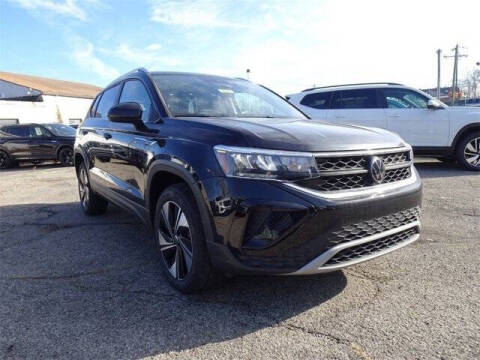 2024 Volkswagen Taos SE 4Motion