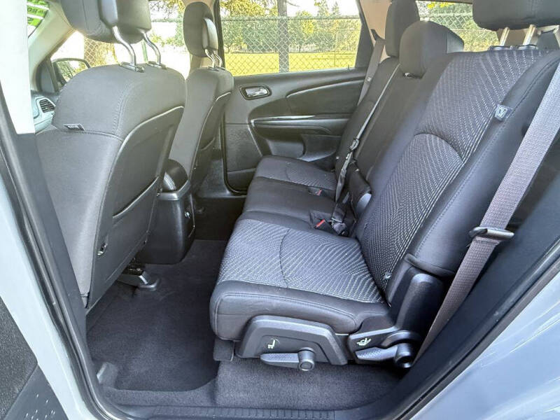 2020 Dodge Journey SE Value