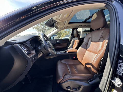 2020 Volvo XC60 T5 Inscription