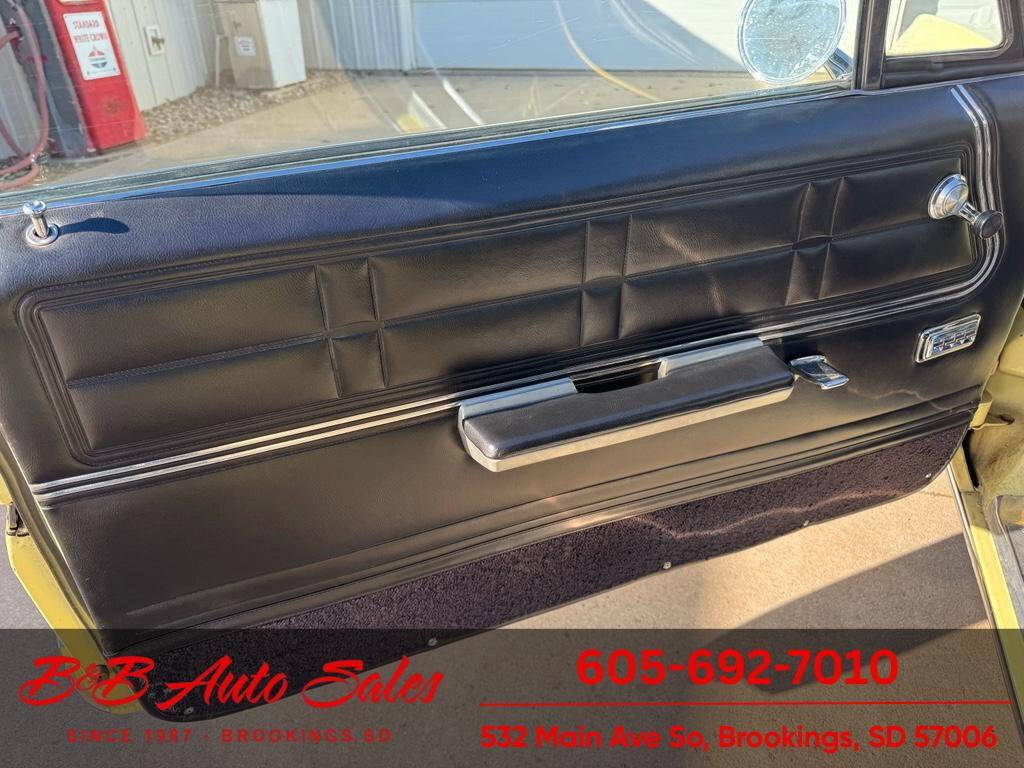 1967 Chevrolet Impala 37