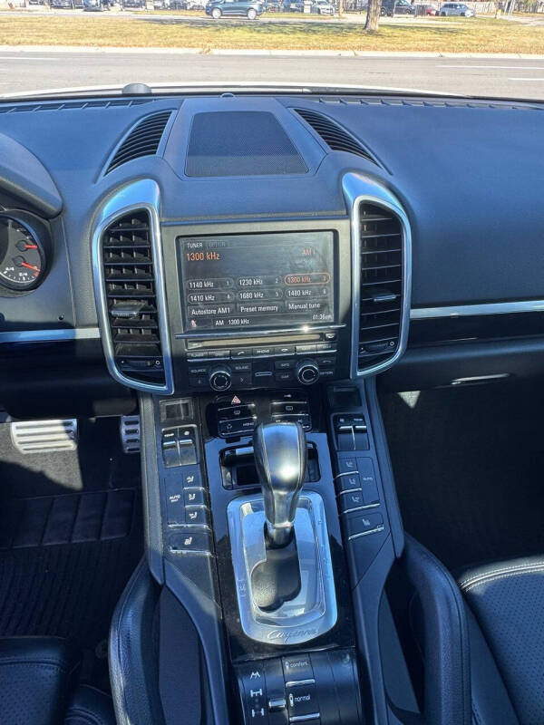 2012 Porsche Cayenne S