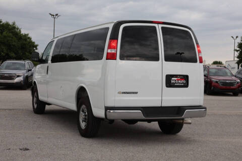 2025 Chevrolet Express LT 3500