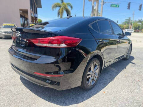 2017 Hyundai Elantra