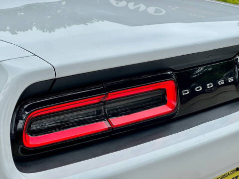 2015 Dodge Challenger SXT