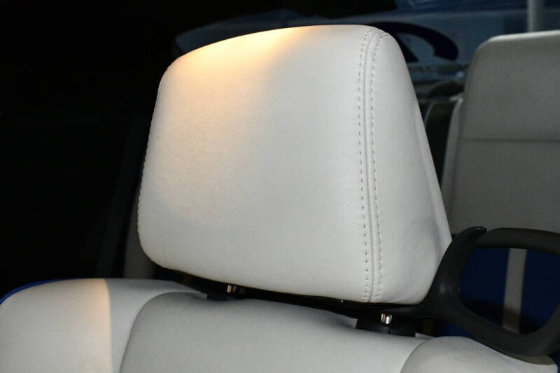 2011 Dodge Challenger SRT8 392