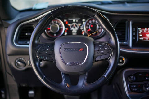 2016 Dodge Challenger SXT