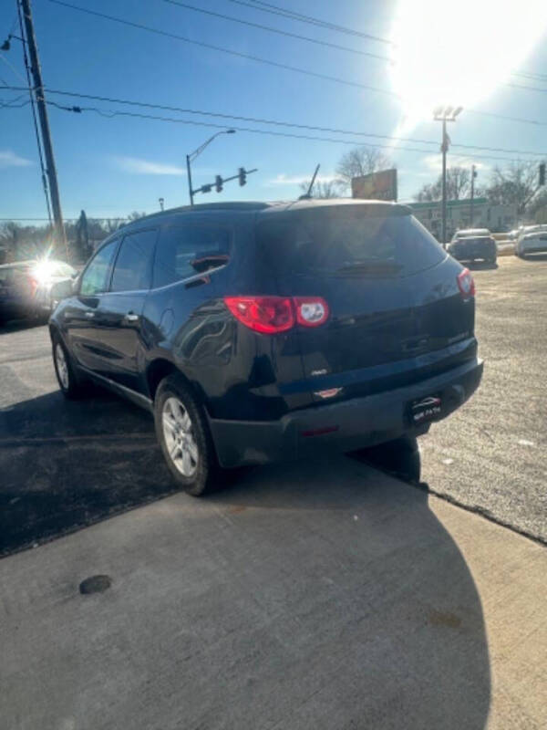 2011 Chevrolet Traverse LT
